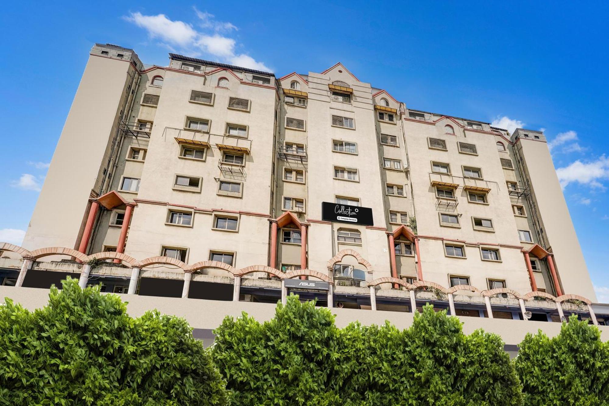 Super Collection O Maninagar Near Railway Station Formerly A1 Residency Ахмедабад Екстер'єр фото